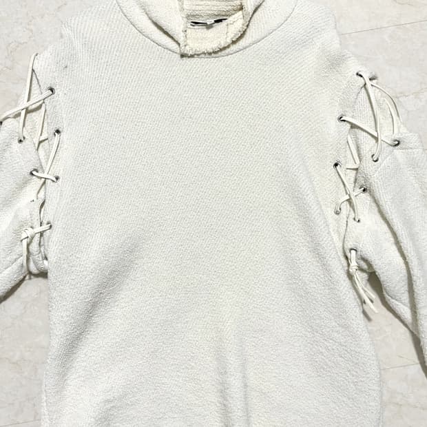 이로 아이보리 니트