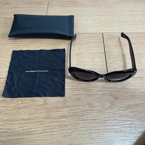 솔로이스트 커트 선글라스