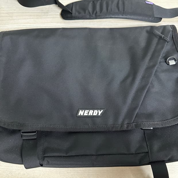 널디 메신저백