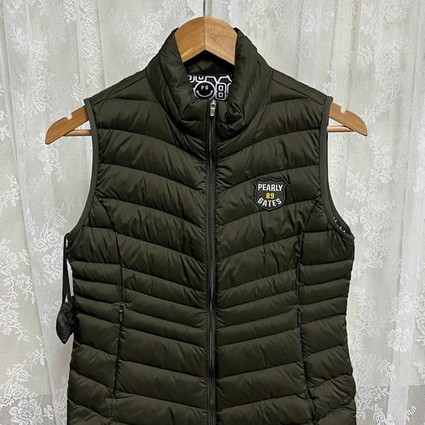 1) 파리게이츠 구스다운 경량패딩 조끼 카키