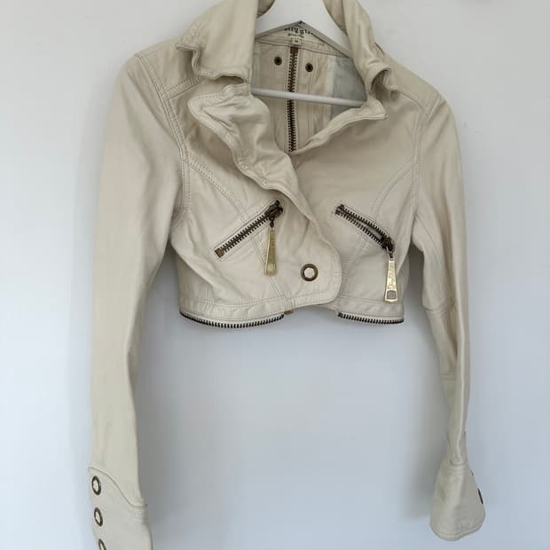 JPN VTG 아이보리 크롭 지퍼 램스킨 레더 자켓