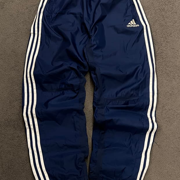 아디다스 올드스쿨 와이드 나일론 팬츠 처분 
