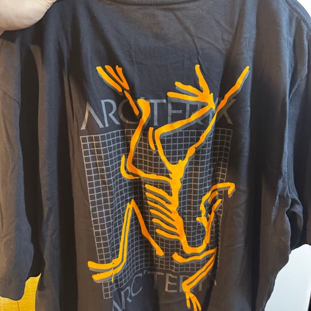 아크테릭스 아크 멀티 버드 반팔 티셔츠 XL