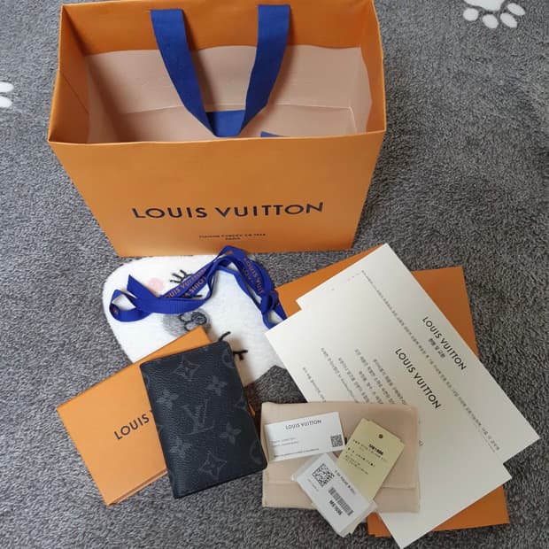 루이비통 카드지갑 오거나이저 (새상품)