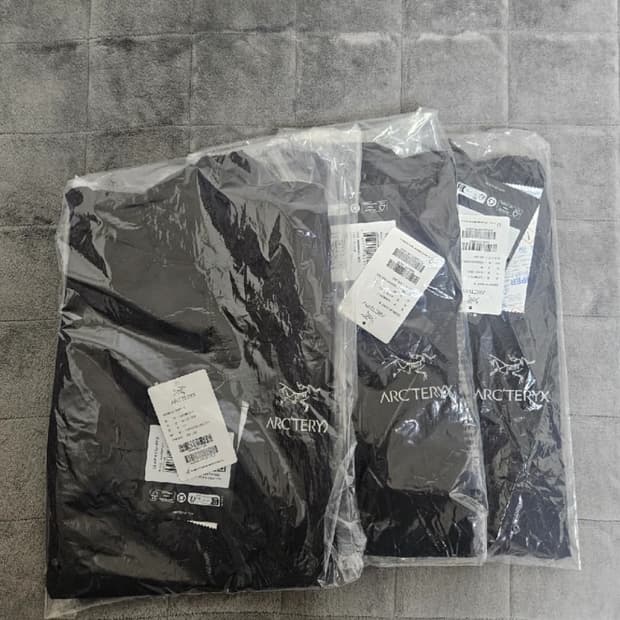 아크테릭스 스쿼미시 후디 블랙 새상품 (L)