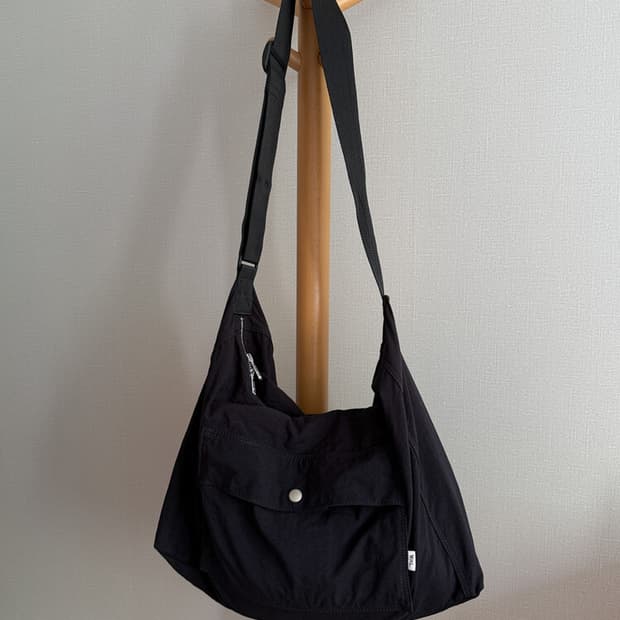 MHL - Soft Shoulder Bag (Natural Black)