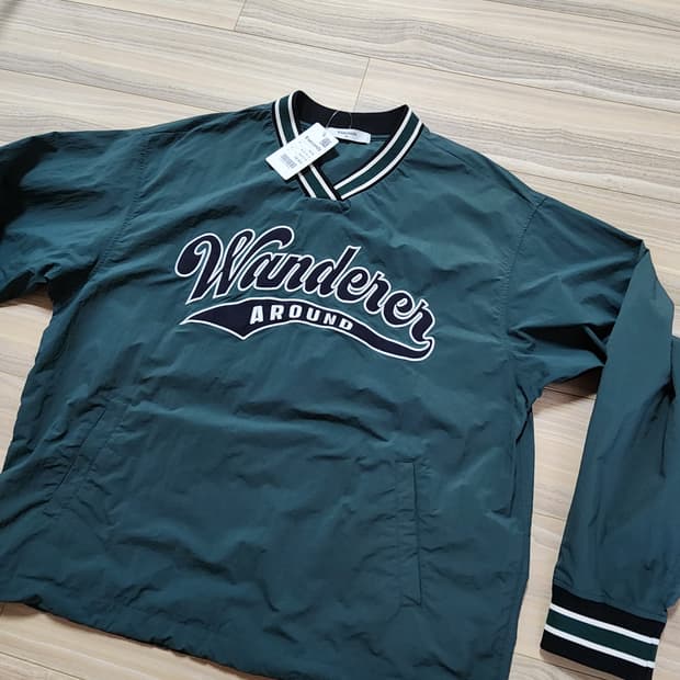 에잇세컨즈바람막이우븐브이넥풀오버xl