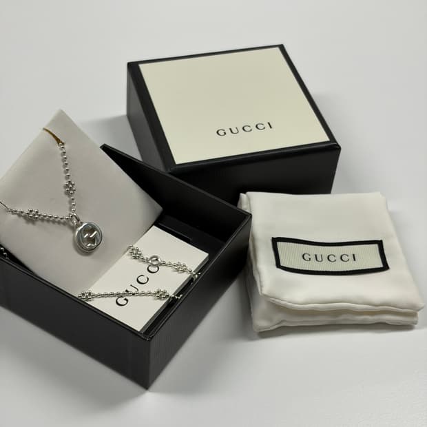 구찌 플라워 볼 목걸이