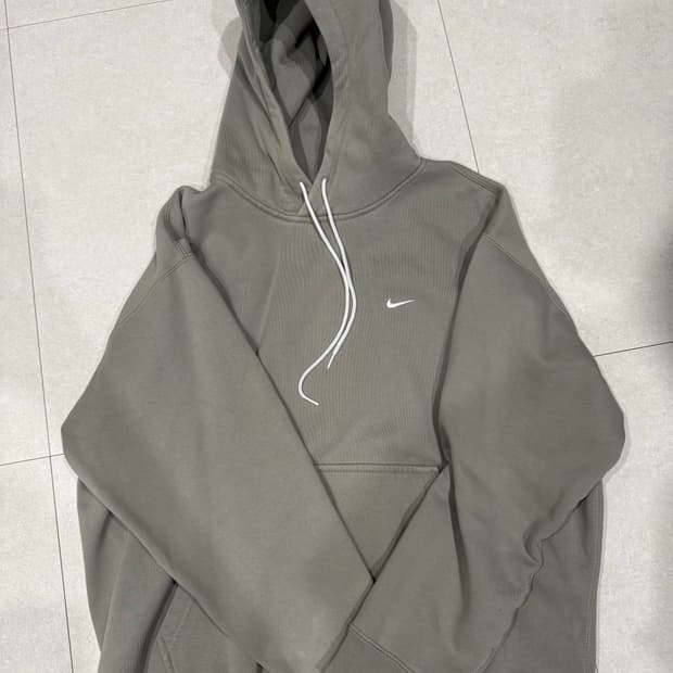 나이키 nrg 후드 라이트 아미 EU버전