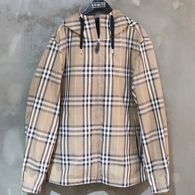 버버리 리버시블 바람막이 M(100)사이즈