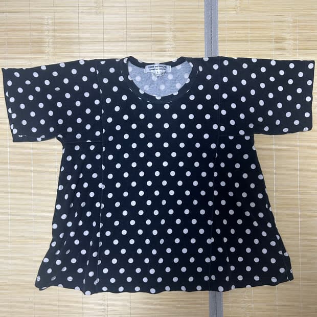 꼼데가르송 도트 티셔츠 L