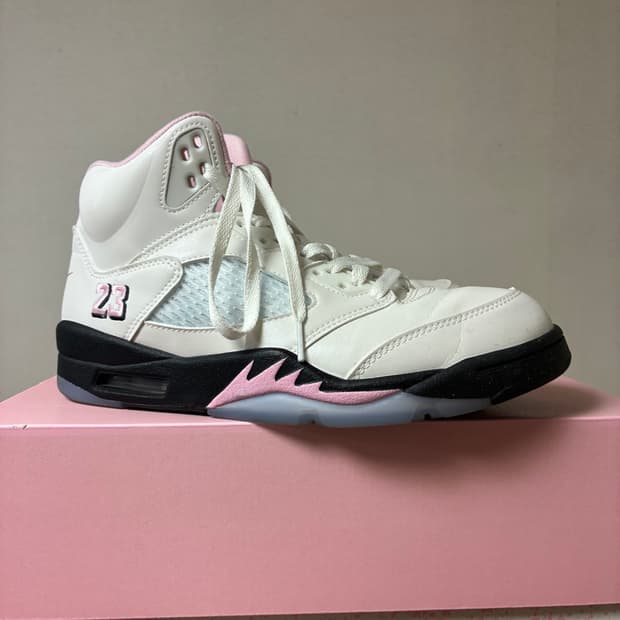 [260]나이키 에어조던5 레트로og 화이트 소프트핑크
