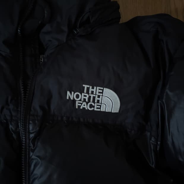 노스페이스 눕시 하이브리드 다운 볼 자켓 블랙