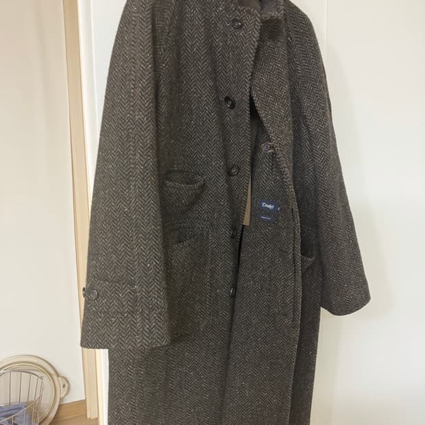 드레익스 브라운 헤링본 코트 42사이즈