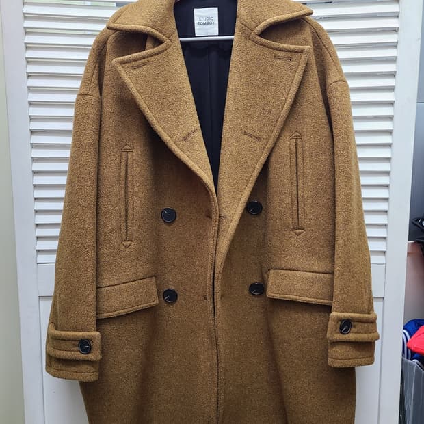 스튜디오 톰보이 울 코트