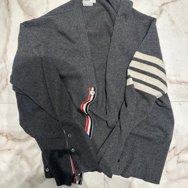 톰브라운 캐시미어 가디건 5사이즈