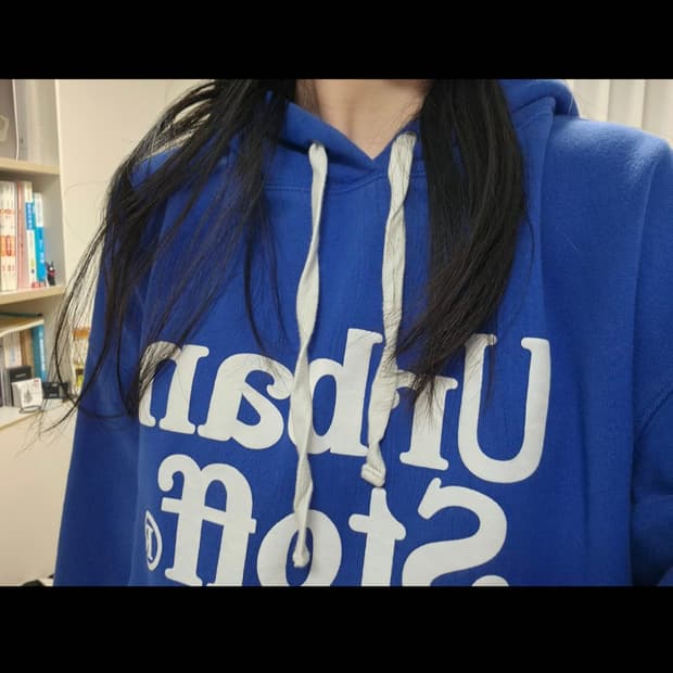 어반스터프 버블 로고 후디 블루