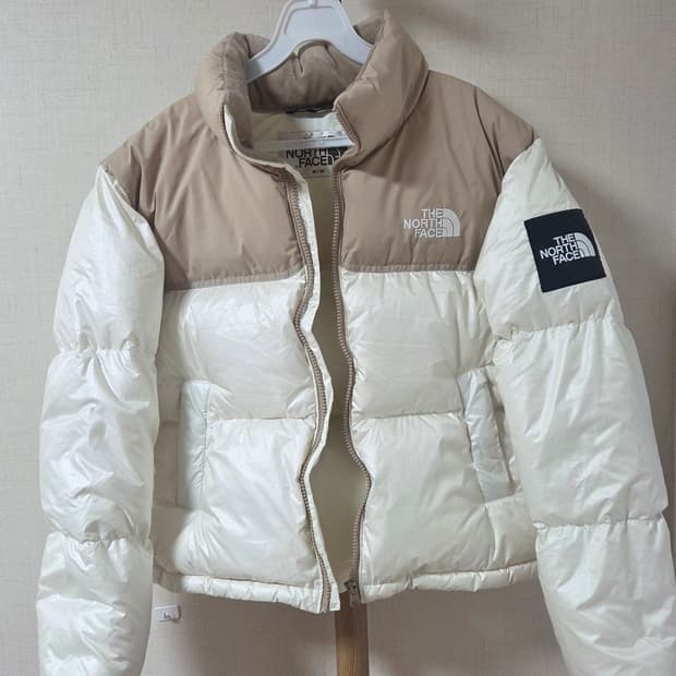 노스페이스 화이트 라벨 노벨티 눕시 다운 자켓 크림
