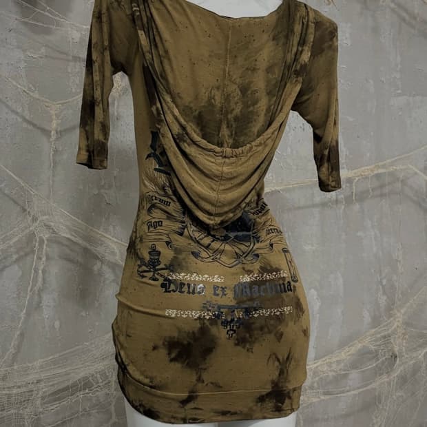 Salvage Grunge Hoodie Top
