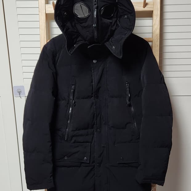 씨피 컴퍼니 CP 컴퍼니 노르지 13ss 고글 패딩 블랙 자켓