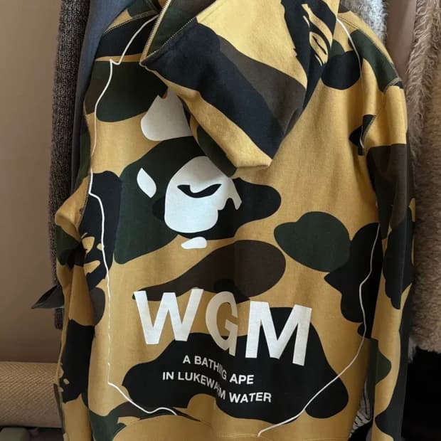 베이프 황계 후드집업