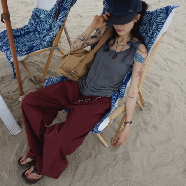 버건디 치노 라이트 팬츠