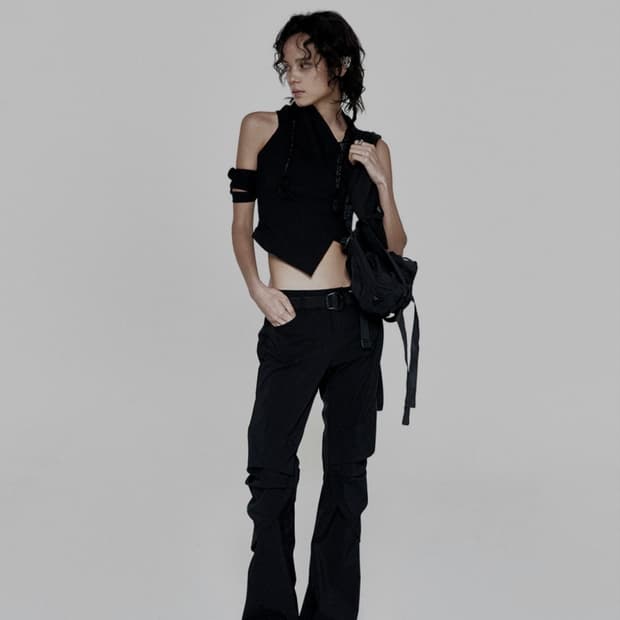 DIFFERENTIS Draped Collar zip Shirt