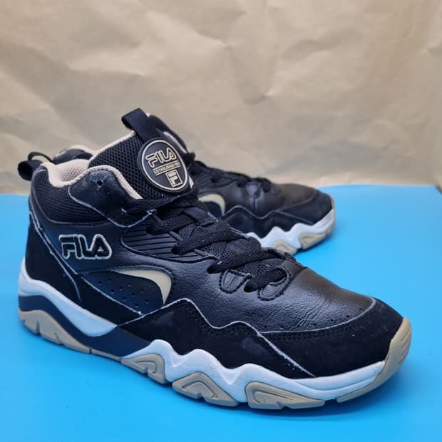 휠라 에샤페 미드 240