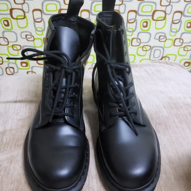 닥터마틴 8홀 1460모델 모노 260