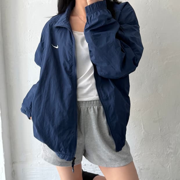 Nike 나이키 NRG 스우시 네이비컬러 바람막이 자켓