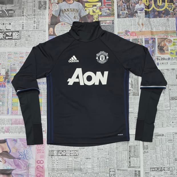 16-17 Adidas 맨유 트레이닝탑 95