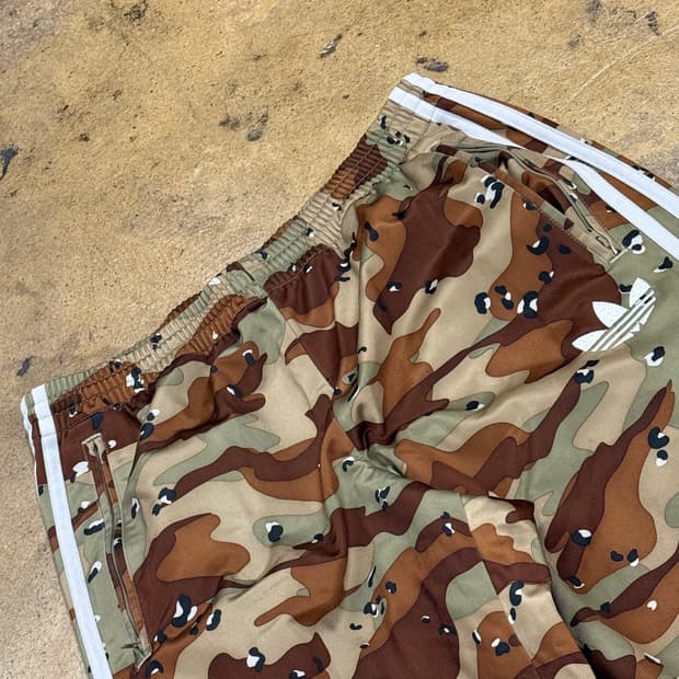아디다스 카모 밀리터리 구파이어버드 트랙팬츠 95