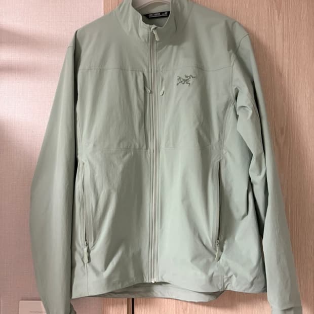 아크테릭스 감마 라이트웨이트 자켓 스톤 그린 2025