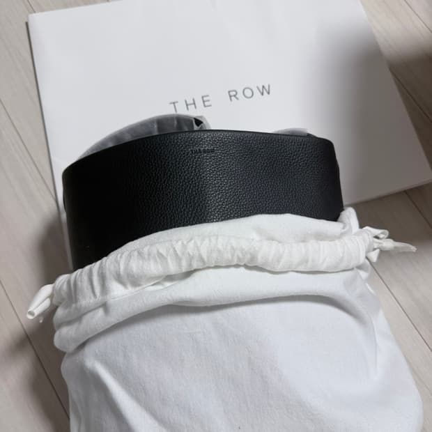 [미사용] 더로우 파크백 미디움 블랙