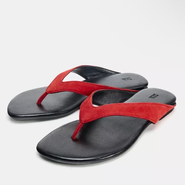 새상품) 자라 Zara 염소가죽 플립플랍 레드 블랙