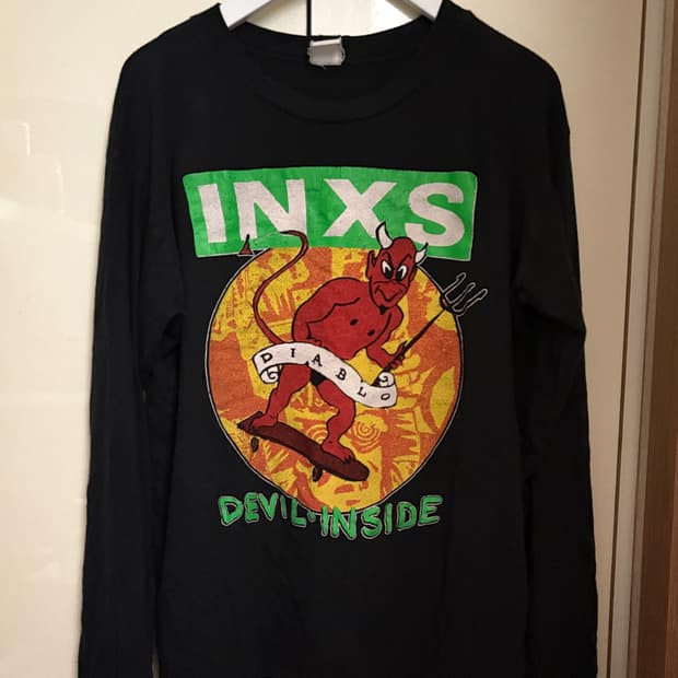 메이드원 INXS 롱슬리브