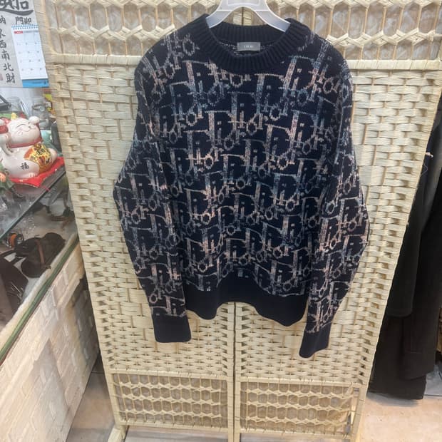 100 정품 디올 오빌리크 재가드 니트 팝니다