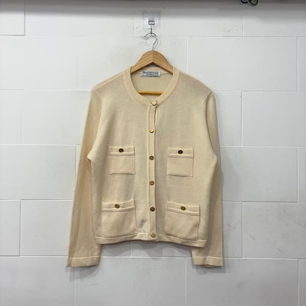 버버리 빈티지 라운드넥 니트 가디건