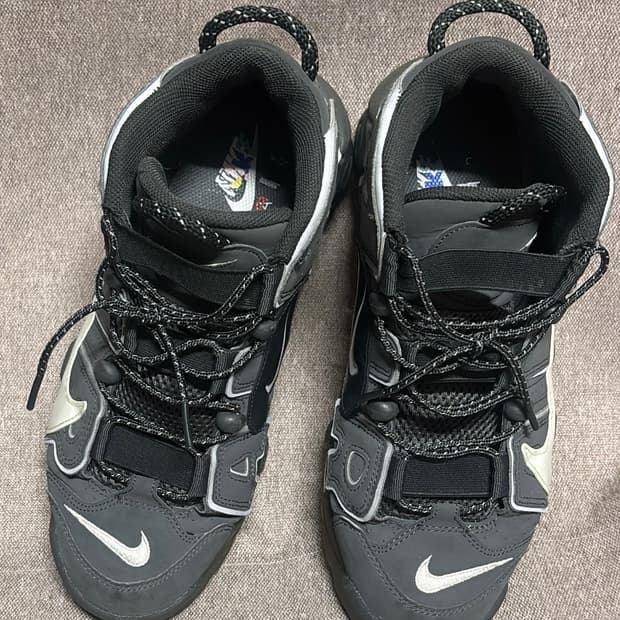 나이키 에어 모어 업템포 96 회색 스니커즈 275