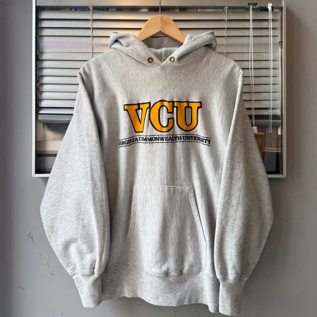 CHAMPION 80s USA made VCU reverse weave 