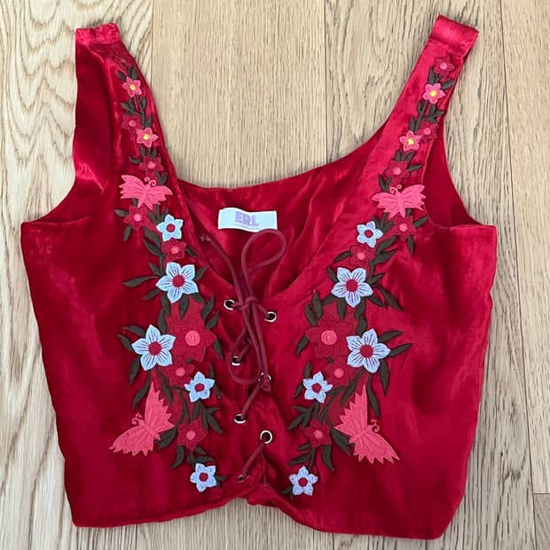 ERL 레드 벨벳 꽃자수 뷔스티에 S