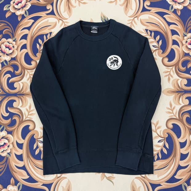 (L)나이키 Nike sb 패치 크루넥 맨투맨(블랙)