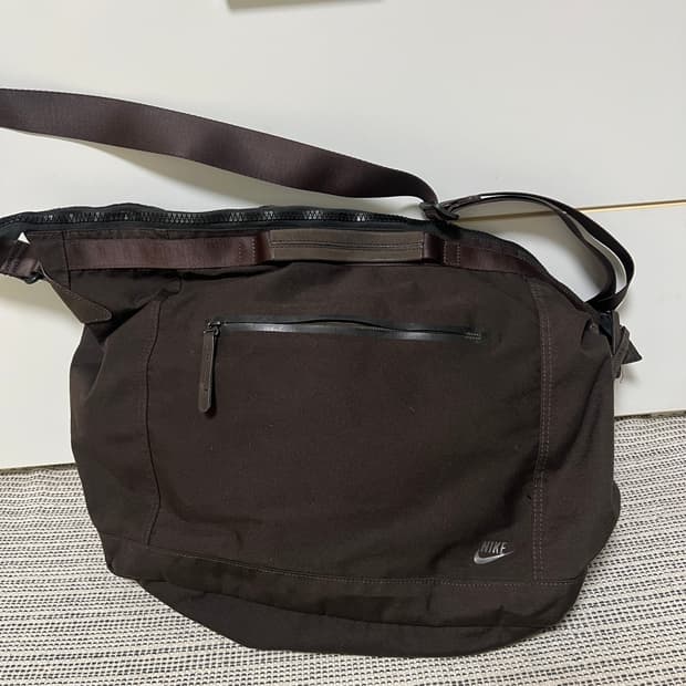 나이키 크로스 메신저 빅백