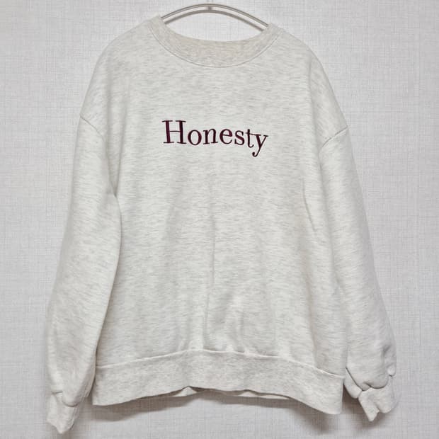 Honesty 맨투맨 티셔츠