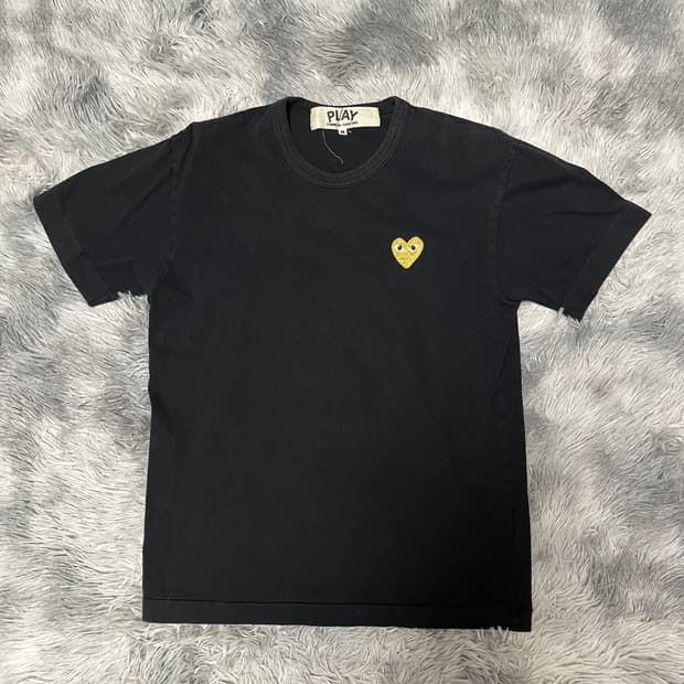 꼼데가르송 반팔티