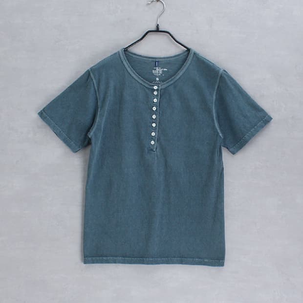 Good on _ pigment wash nenly neck tee