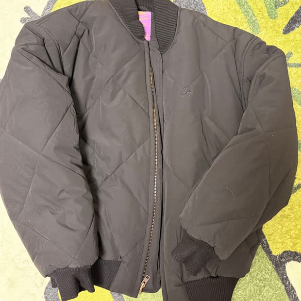 코르테이즈 올드잉글리쉬봄버