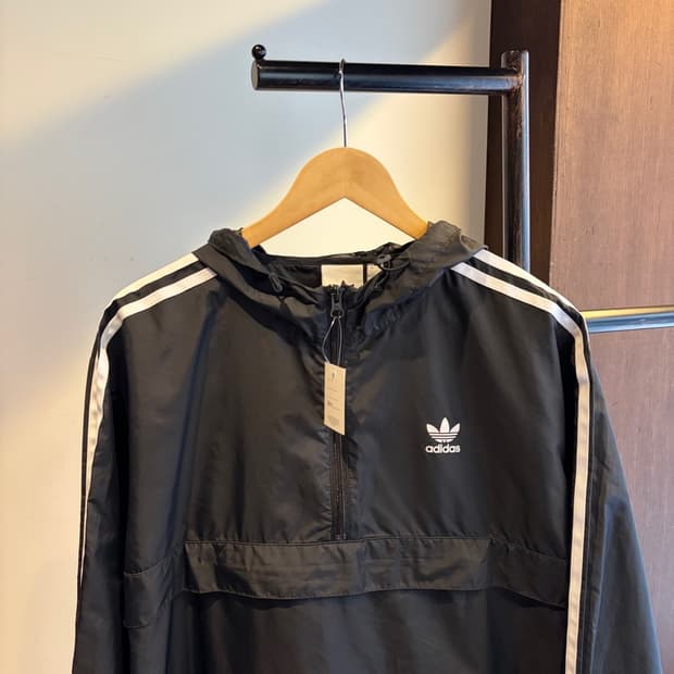 16104 - 아디다스 바람막이 아노락