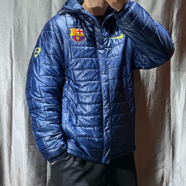 M 나이키 바르셀로나 스우시 네이비 경량패딩