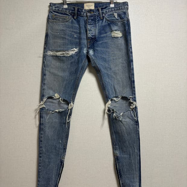 FEAR OF GOD 4th Collection 디스트로이드 데님 팬츠